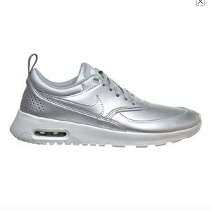 Nike Air Max Thea SE. 9.5.Silver.